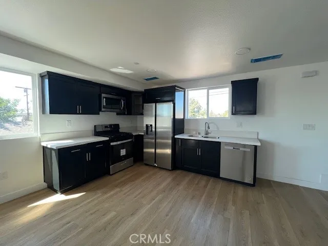 1731 1731 E 69th, Los Angeles, California 90001 home-pic-4